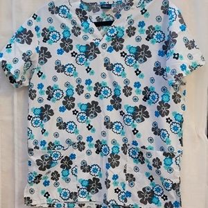 MedGear Scrub Tee floral